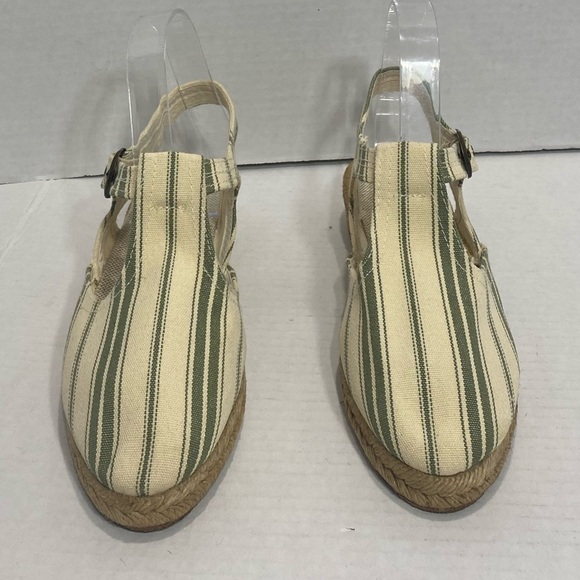 Apostrophe || Woman’s striped espadrilles size 7 - Picture 2 of 9